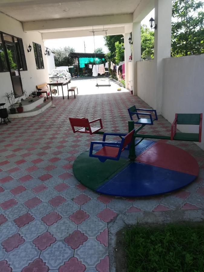 Домик Для Семьи Alakhadze Exterior photo
